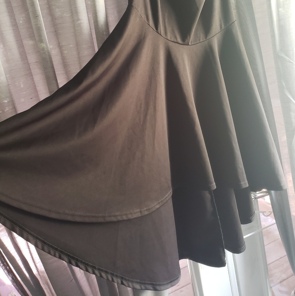Nuoreel Off Shoulder Black Skater Dress XL